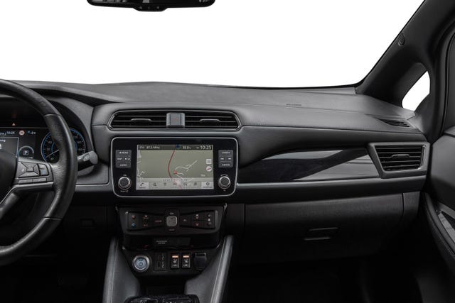 2022 NISSAN LEAF - 20