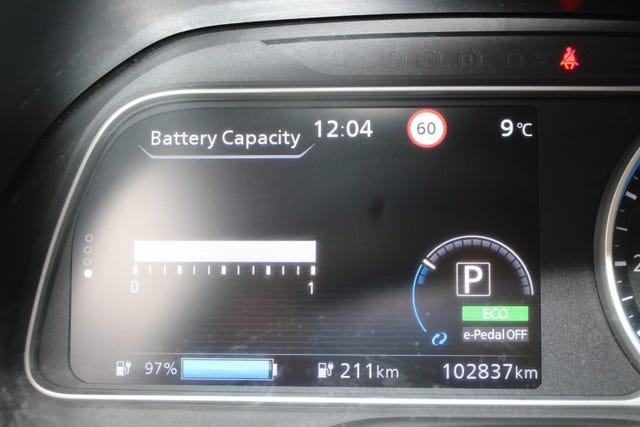 2018 NISSAN LEAF - 12