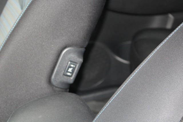 2018 NISSAN LEAF - 9