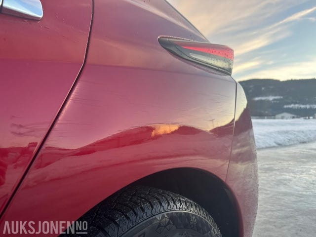 2019 NISSAN LEAF - 32