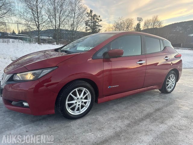 2019 NISSAN LEAF - 10