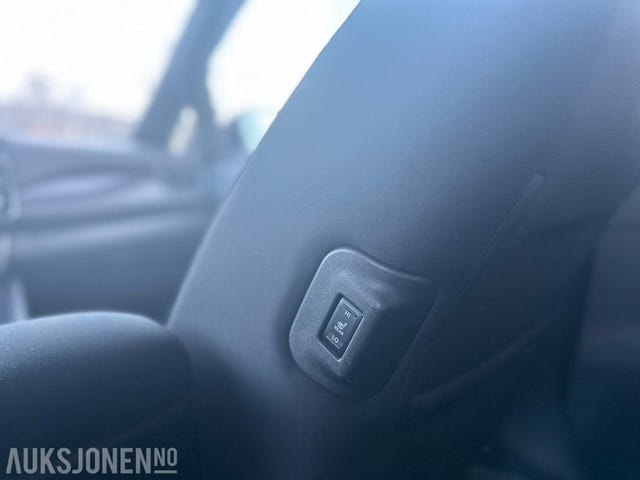 2019 NISSAN LEAF - 20