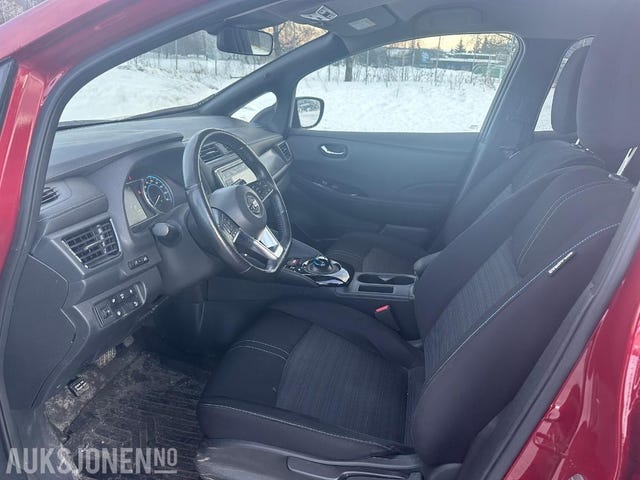 2019 NISSAN LEAF - 13