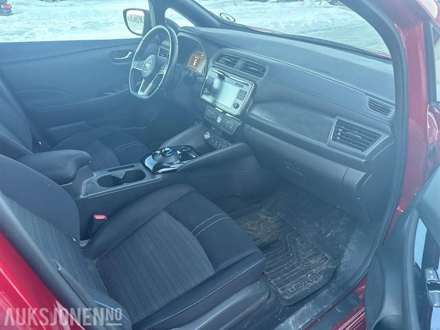 2019 NISSAN LEAF - 29