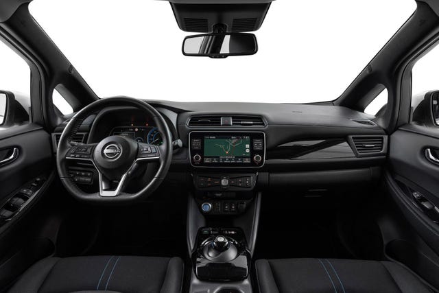 2022 NISSAN LEAF - 15