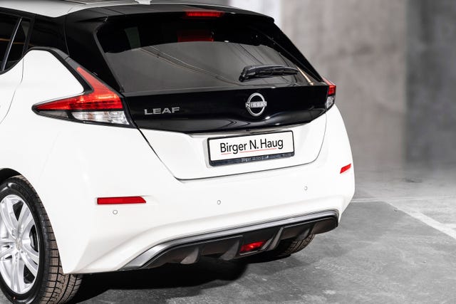 2022 NISSAN LEAF - 7