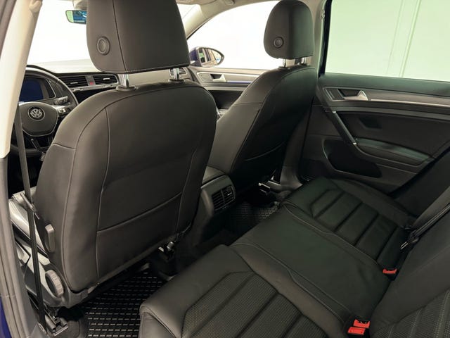 2019 VOLKSWAGEN GOLF - 26