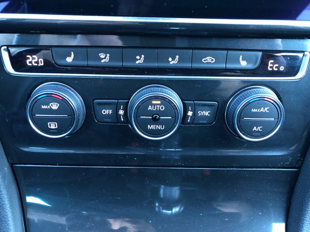 2019 VOLKSWAGEN GOLF - 20