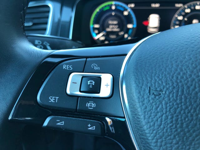 2019 VOLKSWAGEN GOLF - 12