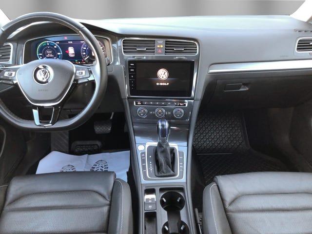 2019 VOLKSWAGEN GOLF - 10