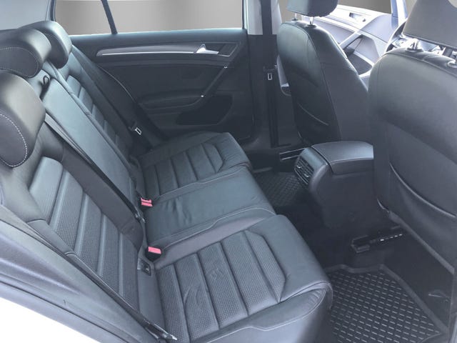 2019 VOLKSWAGEN GOLF - 15
