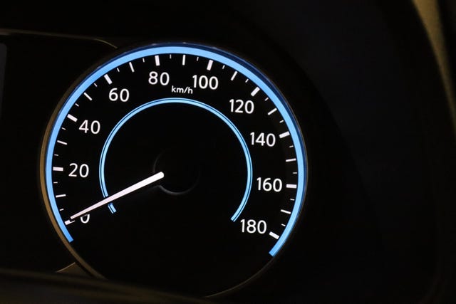 2018 NISSAN LEAF - 18