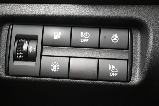 2018 NISSAN LEAF - 15