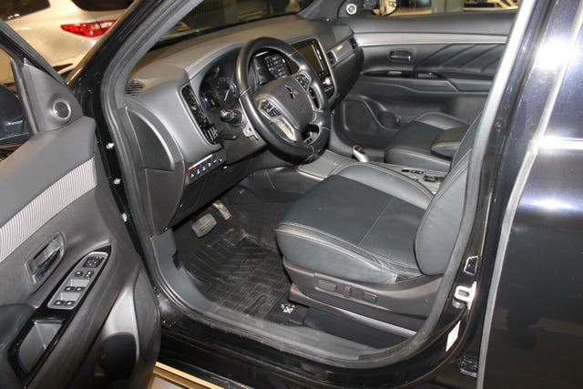 2020 MITSUBISHI OUTLANDER - 16