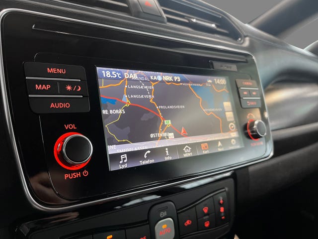 2019 NISSAN LEAF - 20