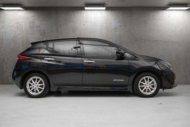 2018 NISSAN LEAF - 8
