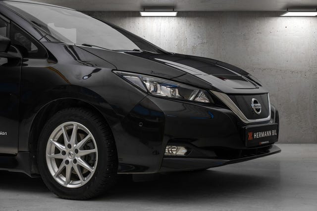 2018 NISSAN LEAF - 10