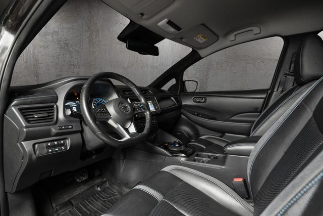 2018 NISSAN LEAF - 13