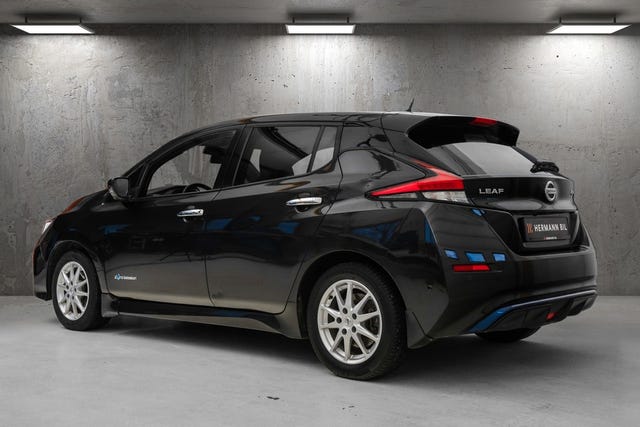 SJNFAAZE1U0028796 2018 NISSAN LEAF-3