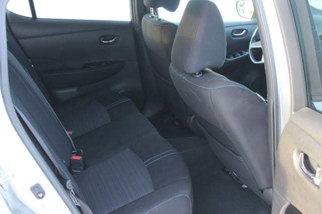 2018 NISSAN LEAF - 11