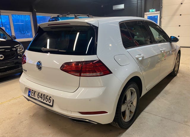 2018 VOLKSWAGEN GOLF - 9
