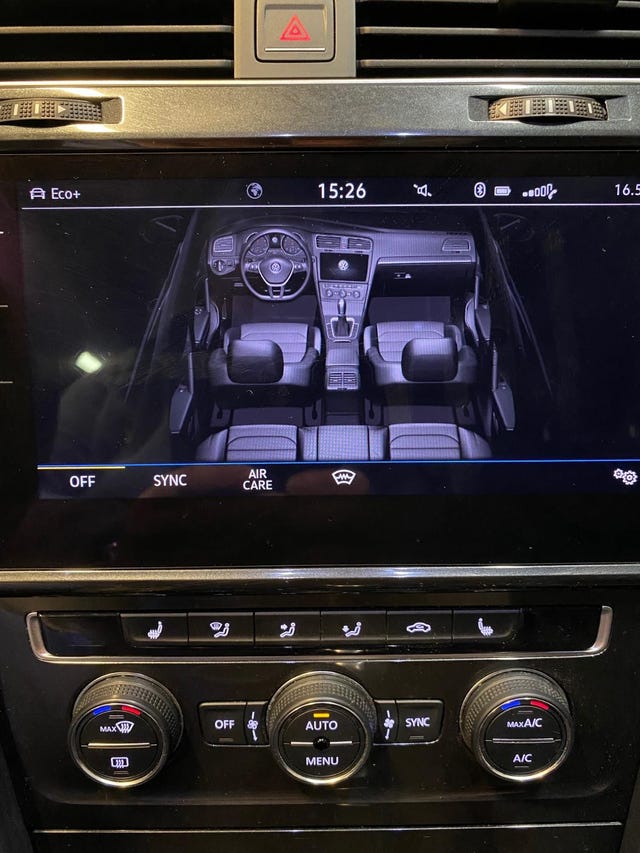 2018 VOLKSWAGEN GOLF - 24