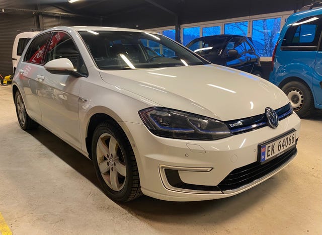 2018 VOLKSWAGEN GOLF - 10