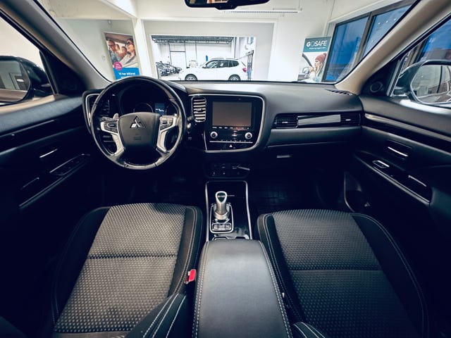 2020 MITSUBISHI OUTLANDER - 12
