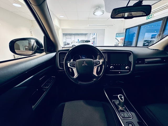 2020 MITSUBISHI OUTLANDER - 11