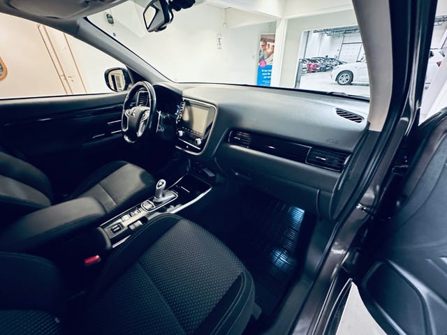 2020 MITSUBISHI OUTLANDER - 27