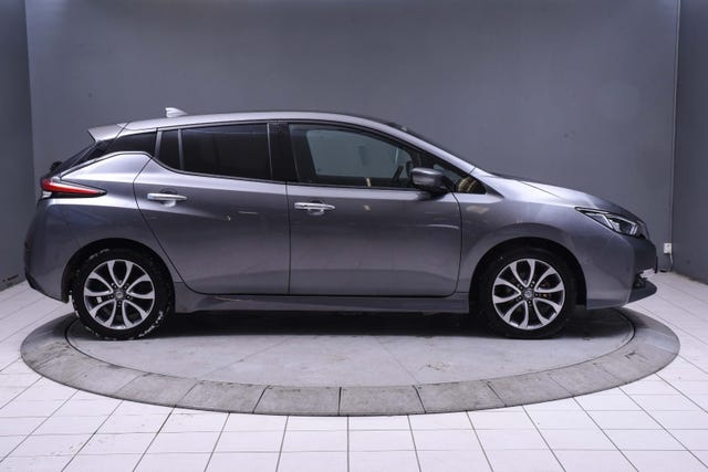 2022 NISSAN LEAF - 8