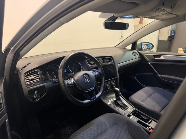 2019 VOLKSWAGEN GOLF - 8