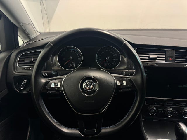 2019 VOLKSWAGEN GOLF - 14