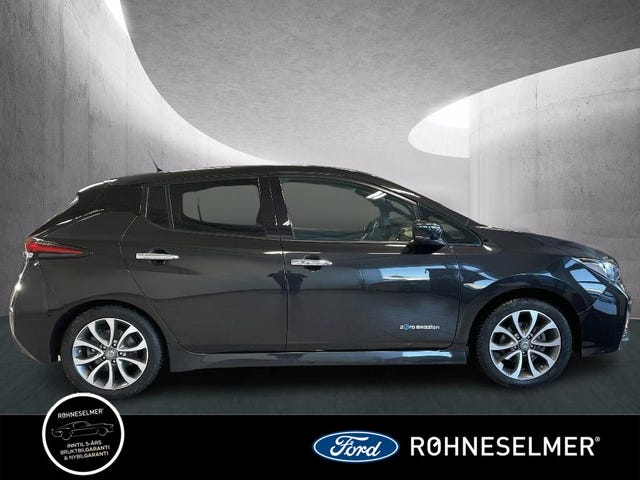 SJNFAAZE1U0022598 2018 NISSAN LEAF-1
