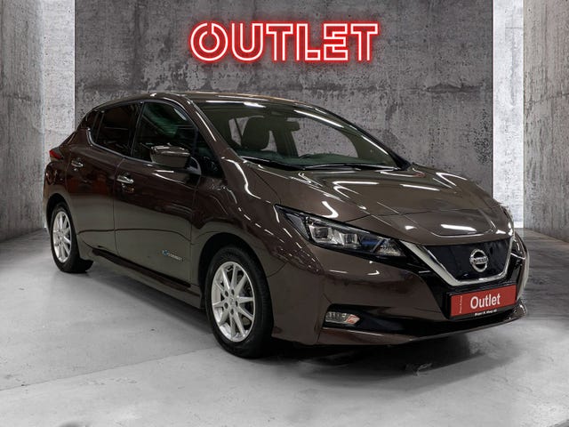 SJNFAAZE1U0030476 2018 NISSAN LEAF-1