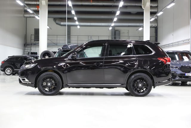 JMBXDGG3WLZ038733 2020 MITSUBISHI OUTLANDER-3