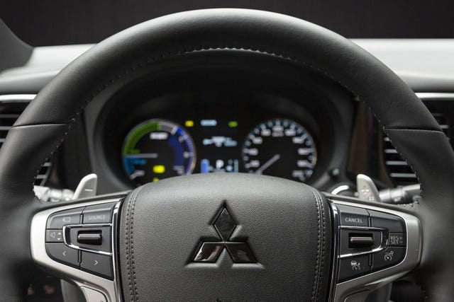2020 MITSUBISHI OUTLANDER - 18