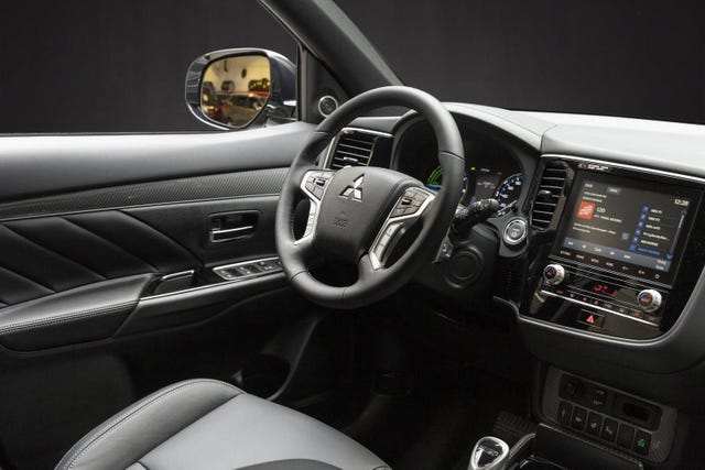 2020 MITSUBISHI OUTLANDER - 16