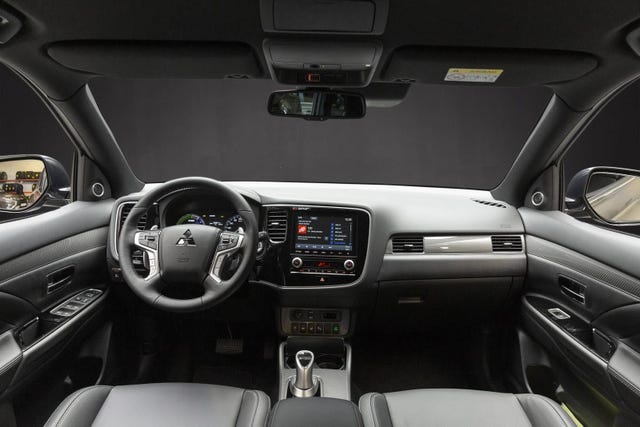 2020 MITSUBISHI OUTLANDER - 15