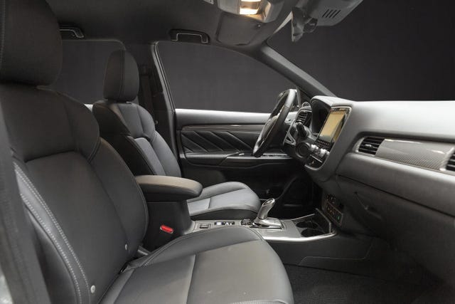 2020 MITSUBISHI OUTLANDER - 17
