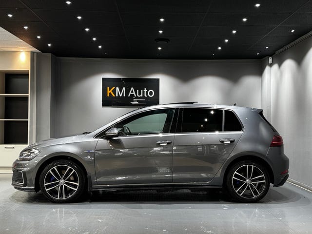 WVWZZZAUZHW851635 2018 VOLKSWAGEN GOLF-4