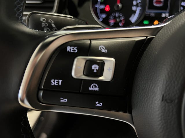 2018 VOLKSWAGEN GOLF - 21