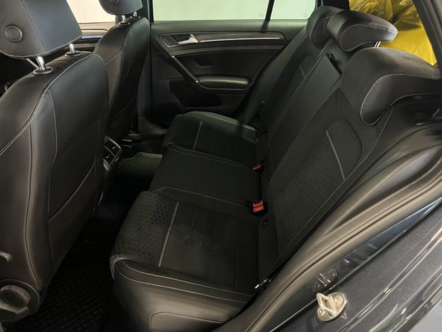 2018 VOLKSWAGEN GOLF - 40