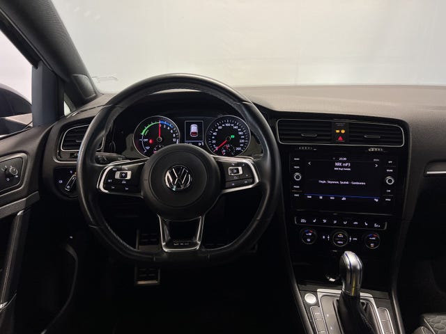 2018 VOLKSWAGEN GOLF - 17