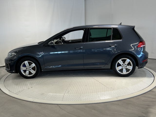 2018 VOLKSWAGEN GOLF - 11