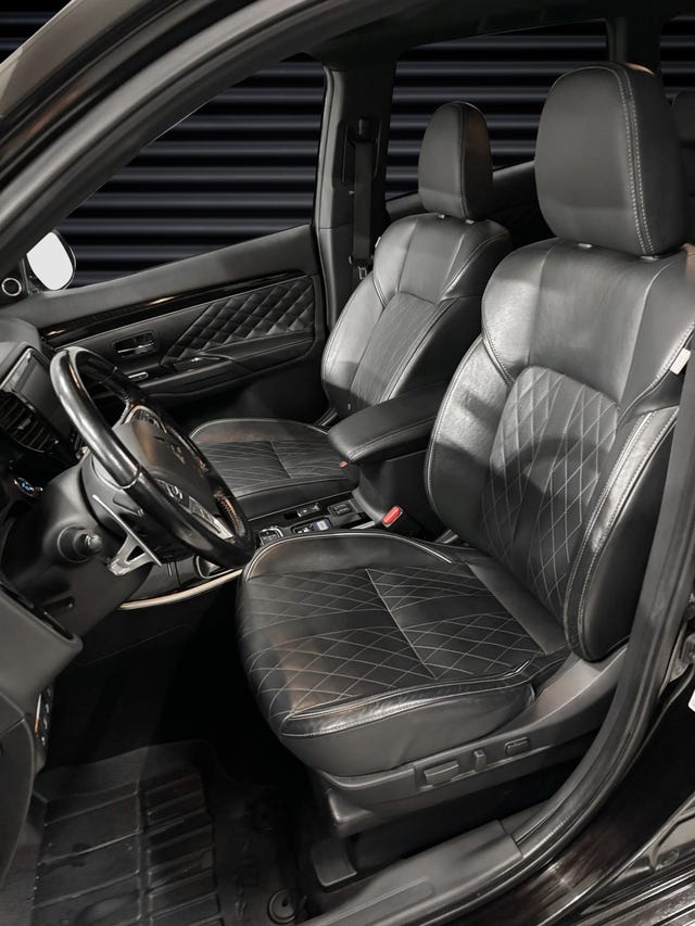 2020 MITSUBISHI OUTLANDER - 11