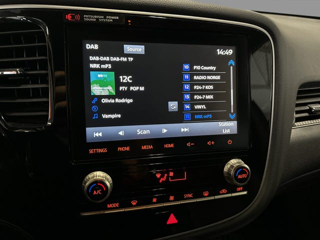 2020 MITSUBISHI OUTLANDER - 17