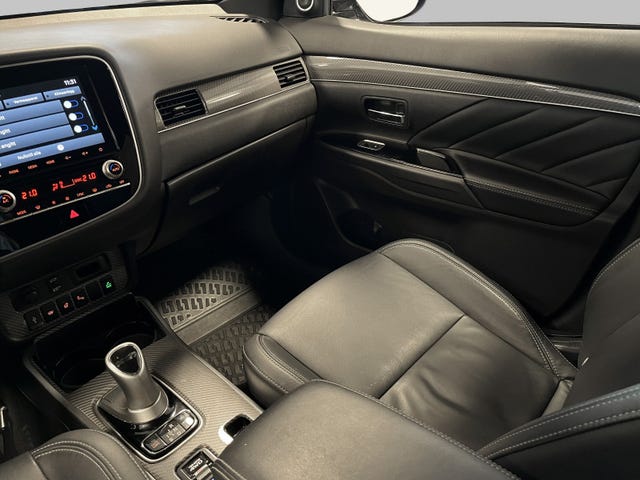 2020 MITSUBISHI OUTLANDER - 15