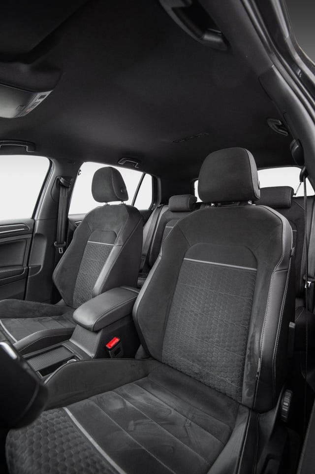 2018 VOLKSWAGEN GOLF - 25