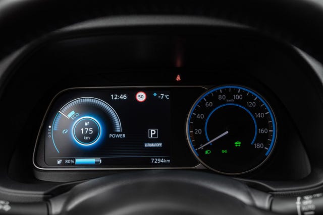 2022 NISSAN LEAF - 14